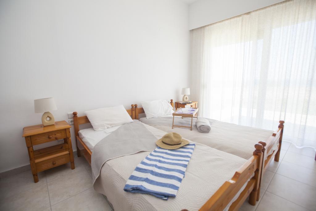 Kamiros Apartment Kalavárda Buitenkant foto